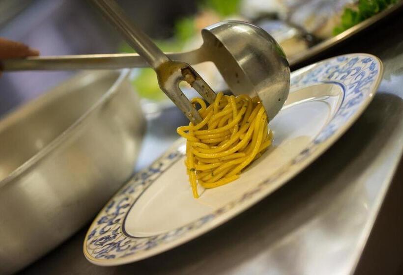 スタンダードトリプルルーム, Ristorante Al Fiore