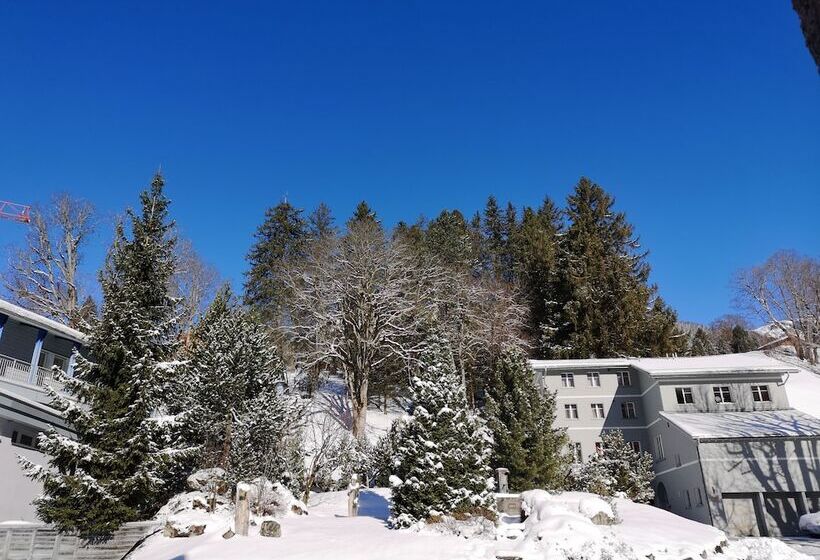 高级园景房, Parkhotel Schoenegg