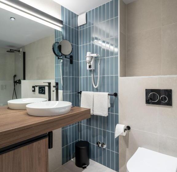 اتاق لوکس با چشم‌انداز دریا, Villa Rosetta