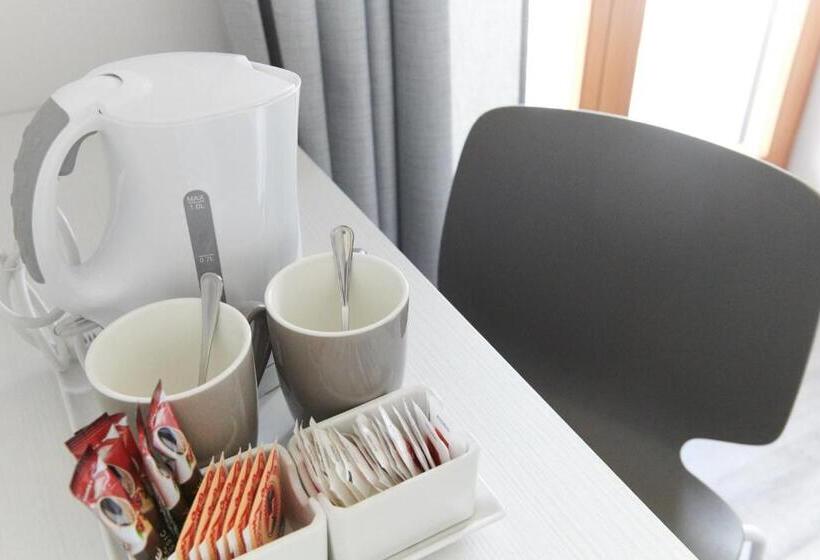 Семейный Номер, Eco Hotel Benacus