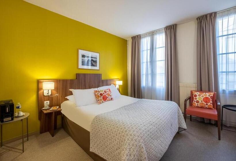 Номер Комфорт, Logis Hôtel Restaurant Chaptal, Amboise