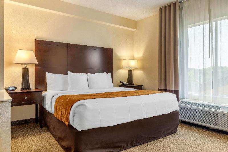 Номер Стандарт, Logis Hôtel Restaurant Chaptal, Amboise