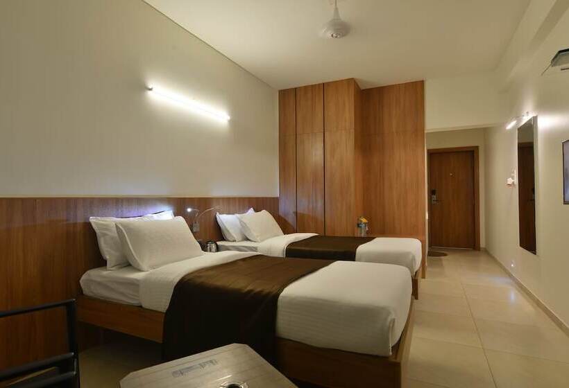Номер Deluxe, Panchavati Yatri