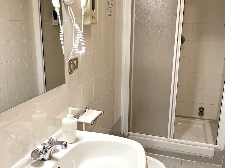 اتاق استاندارد, Piccolo Hotel Etruria