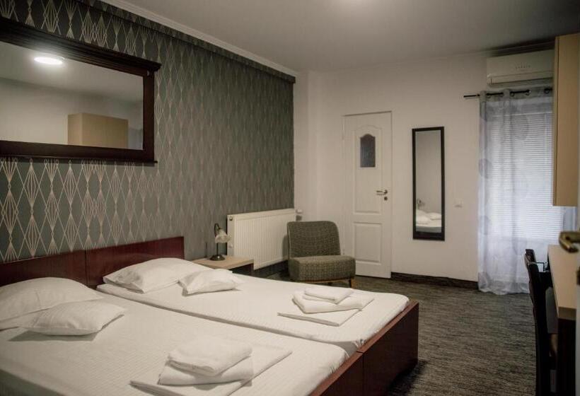 스탠다드 싱글 룸, Carnival City Hotel Oradea