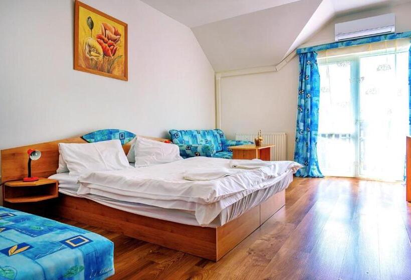 Habitación Cuádruple Estándar, Penzión Quatro Ii 250m Od Kúpaliska