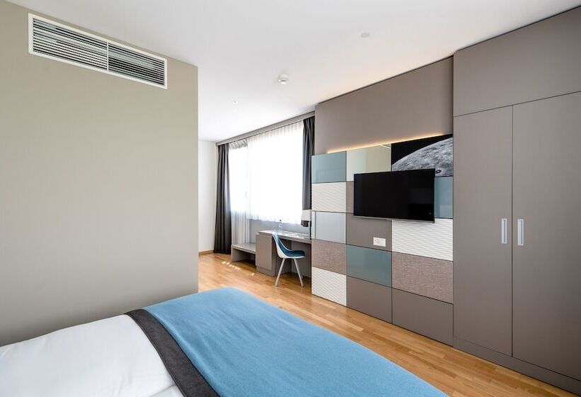اتاق استاندارد برای معلولان, B&b Hotel Lausanne Crissier
