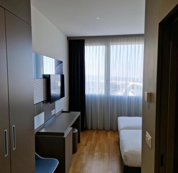 اتاق استاندارد, B&b Hotel Lausanne Crissier