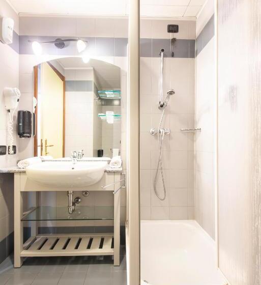 Номер Стандарт Трехместный, Park Hotel Abbadia