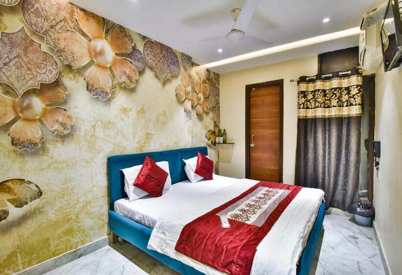 Номер Deluxe, Singh International, Amritsar