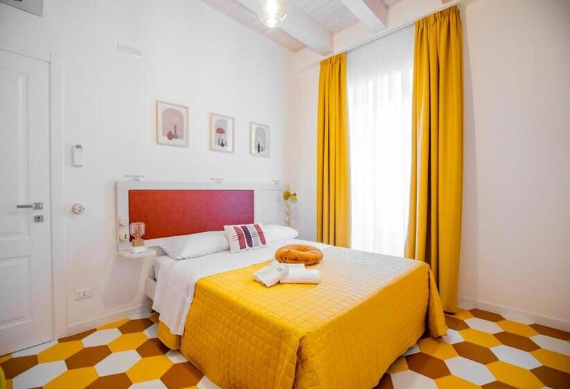 Четырехместный Номер Стандарт, Suitetti Camere&relax