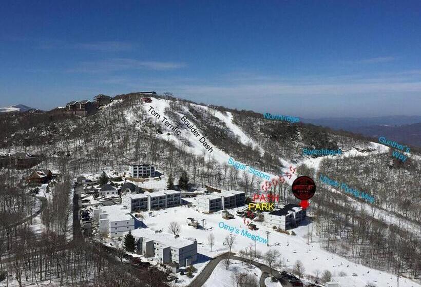 Апартаменты 1 Спальня с Видом, Appresski   5 Bed Ski In Ski Out   50 Steps To Ski Sugar Mountain Slopes