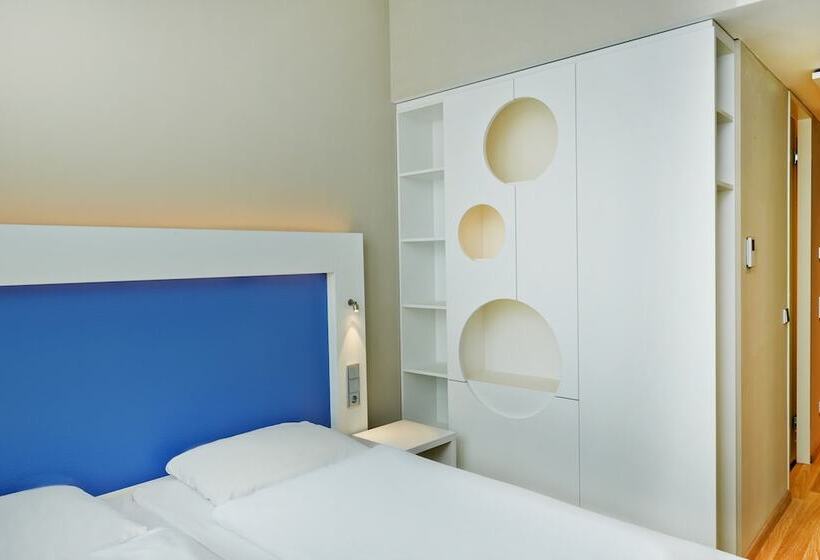 Номер Superior, H2 Hotel München Messe