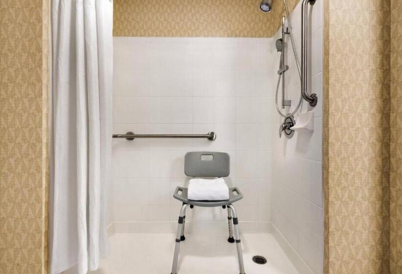 Suite Pat King, Residence Inn Chattanooga Near Hamilton Place