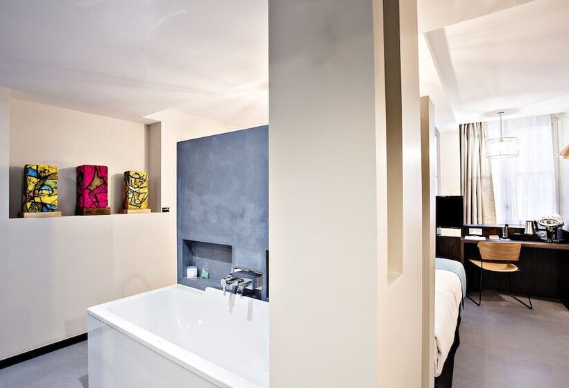 חדר דלוקס, Logis Hôtel Villa Du Taur