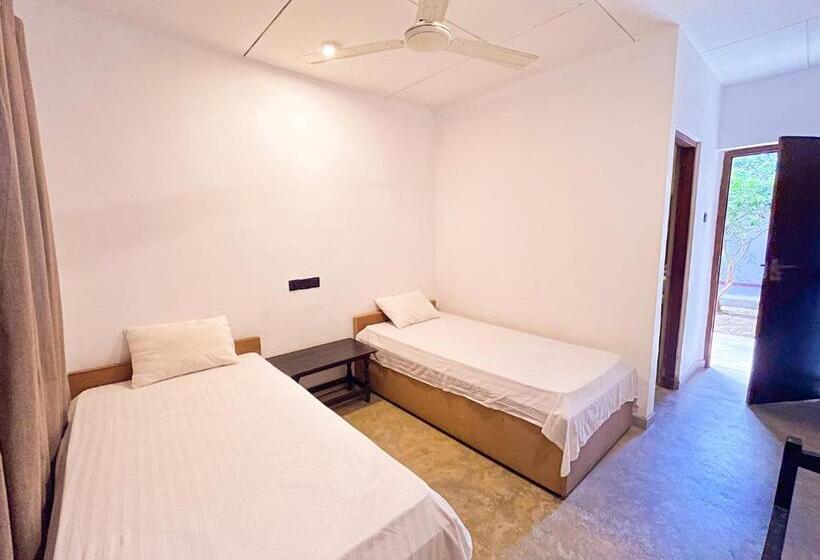 Habitación Economy, Agastyā