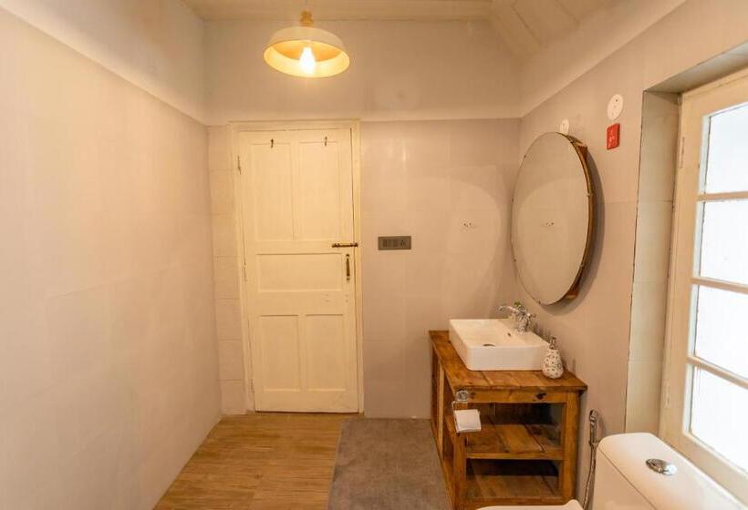 Номер Стандарт, Seclude Shimla, Taraview