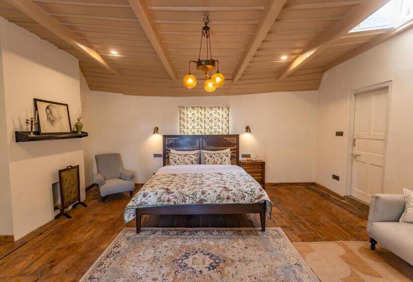 Номер Стандарт, Seclude Shimla, Taraview