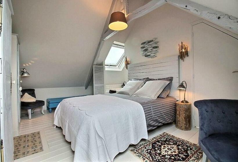 Номер Стандарт с Террасой, La Chambre Du Capitaine