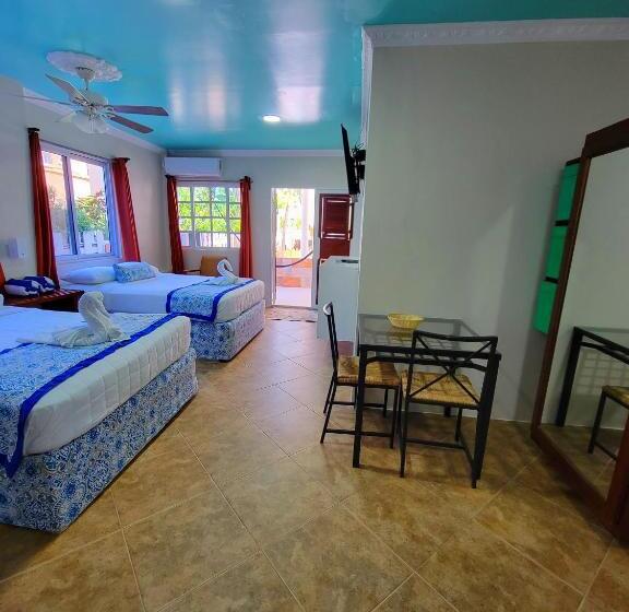 Номер Стандарт Вид на Бассейн, Island Magic Beach Resort