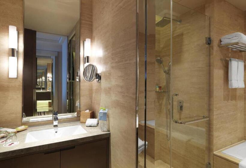Номер Superior, The Qube Hotel Yangzhou