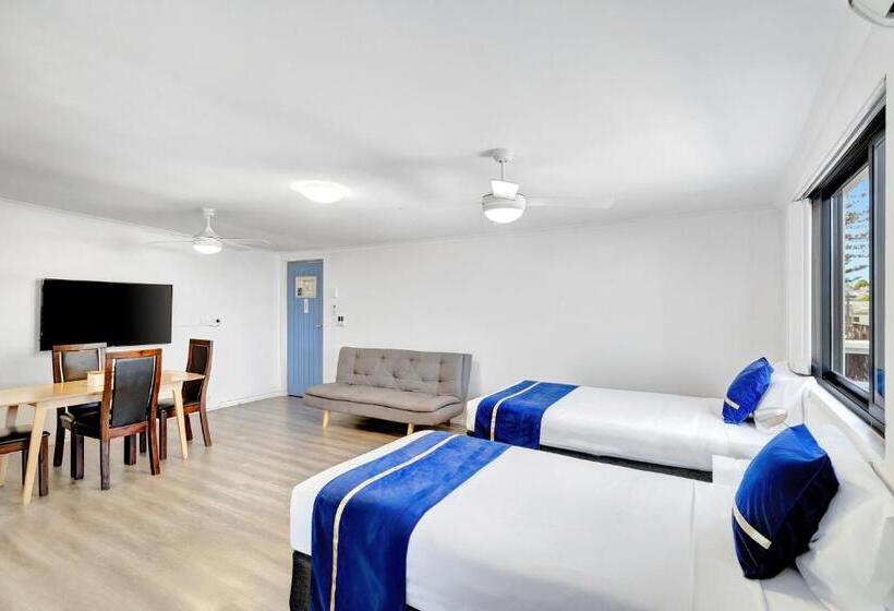 패밀리 룸, Montego Mermaid Beach Motel