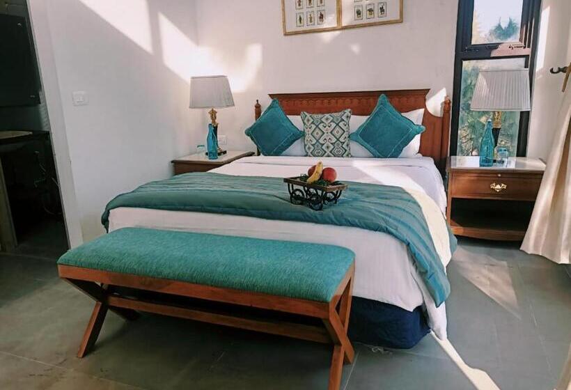 발코니가 있는 스위트, Blusalzz Escapade Resort Lansdowne