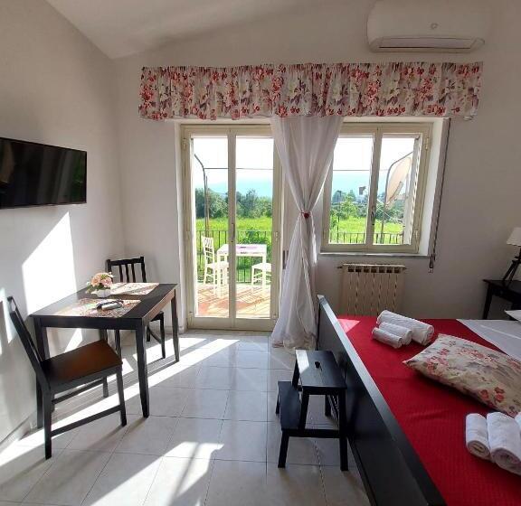 شقة غرفة واحدة, Villa Nadira