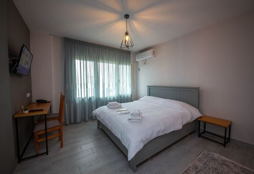 海景标准间带阳台, Aerial Hotel & Spa