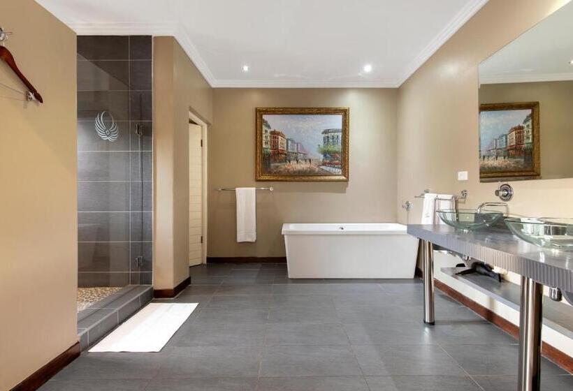 Chambre Standard Adaptée aux Personnes à Mobilité Réduite, St Andrews Hotel And Spa