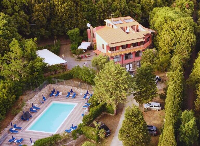 Люкс с Террасой, Villa Paradiso