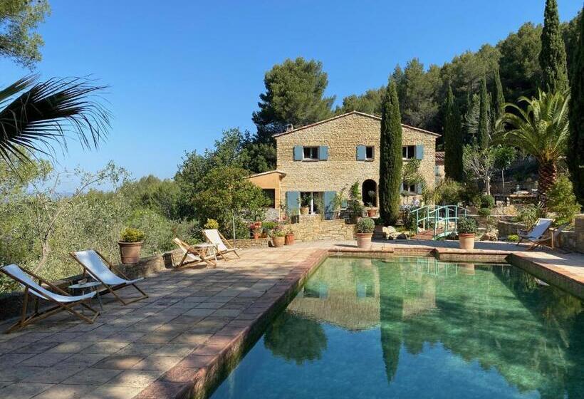 Номер Стандарт Вид на Сад, La Bastide Du Beausset Vieux