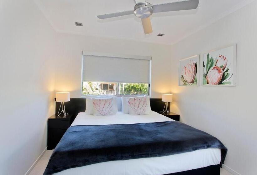 Апартаменты 3 Спальни, Offshore Noosa Resort