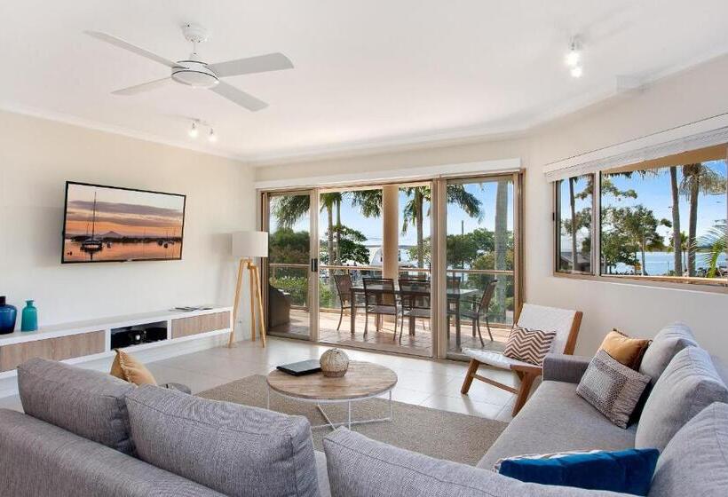 Апартаменты 3 Спальни, Offshore Noosa Resort