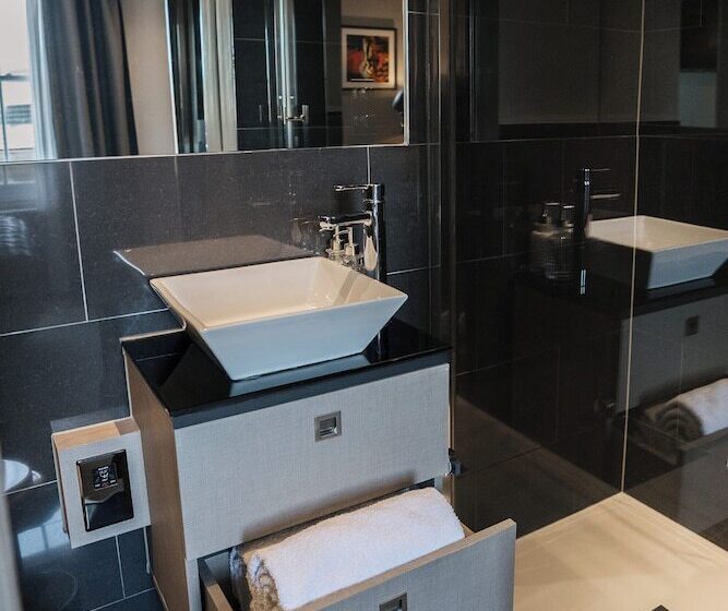 Стандартный Номер Кровать Кинг, Square Townhouse