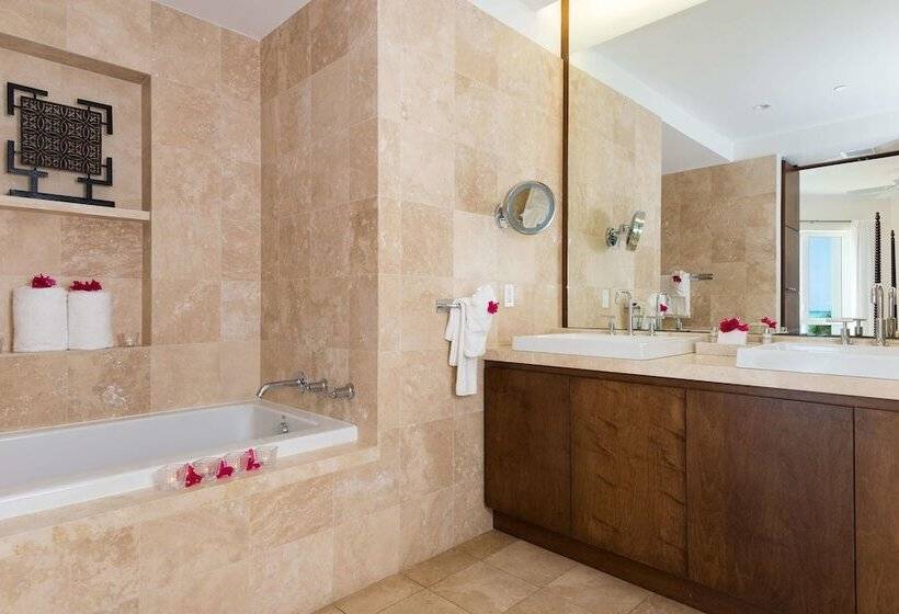 سوئیت پریمیوم 3 خوابه, West Bay Club