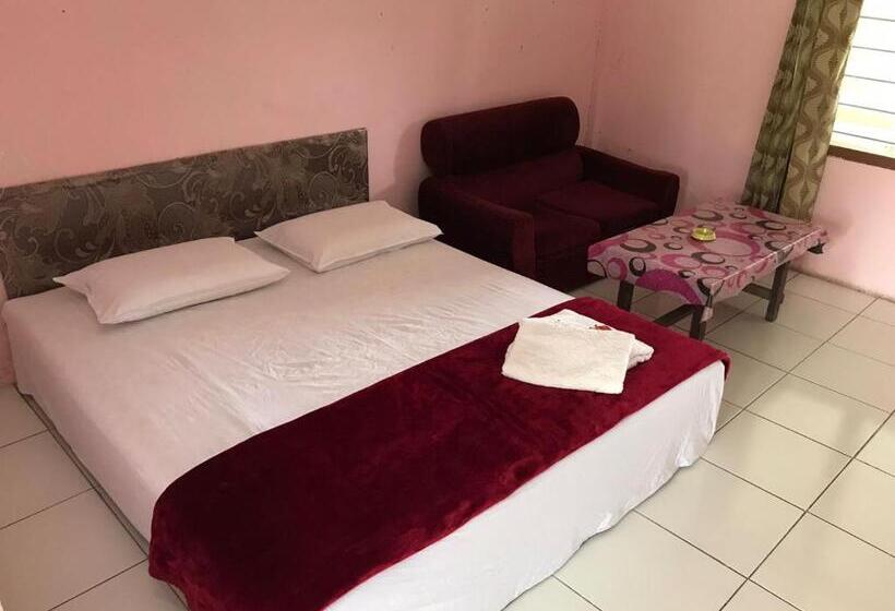 Номер Стандарт, Miranda At Desa Wisata Berastagi