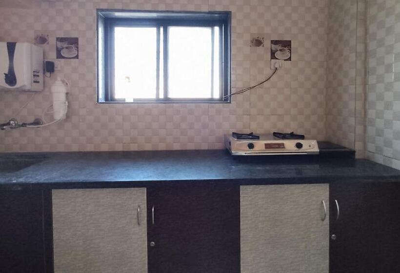 Семейный Номер, Ambient Home Stay, In Nashik