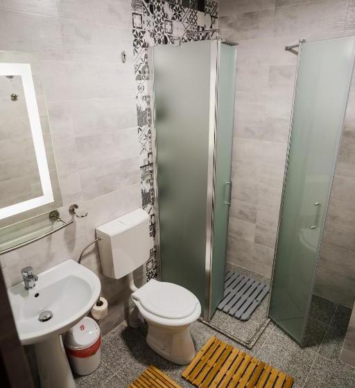 اتاق کلاسیک سه تخته, Vila Ranya   Adults Only