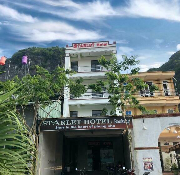 اتاق خانوادگی با چشم‌انداز کوه, Starlet Hotel Phong Nha