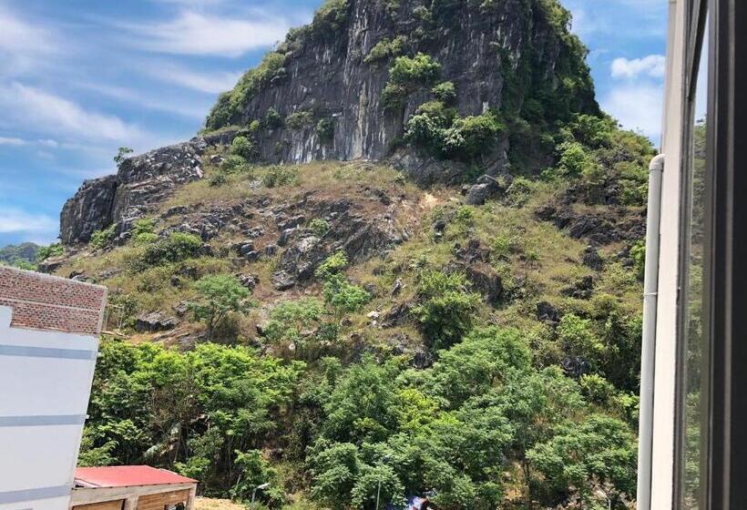 اتاق استاندارد چهار تخته, Starlet Hotel Phong Nha