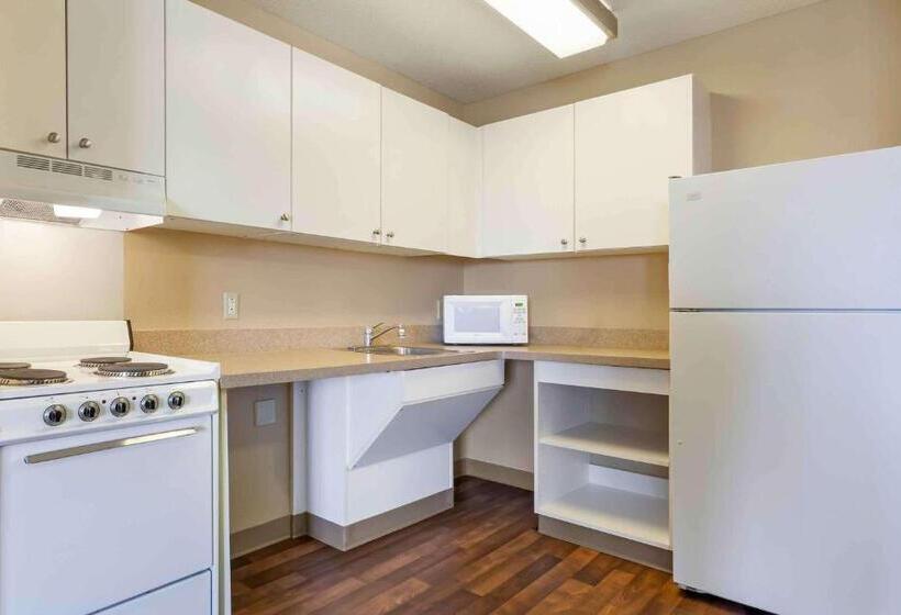 Студия Deluxe, Extended Stay America Select Suites   Madison   Old Sauk Rd
