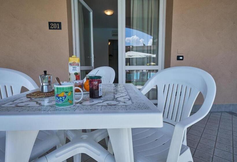 استودیوی استاندارد, Villaggio Turistico Lugana Marina
