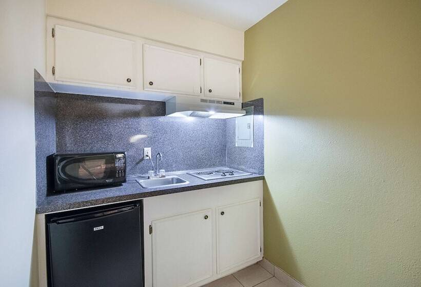 Номер Deluxe, Motel 6livingston, Tx