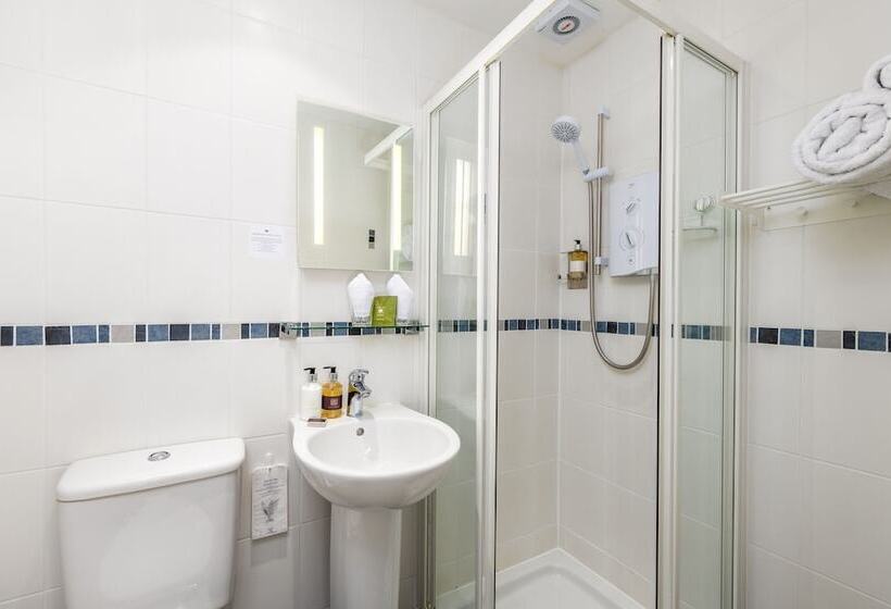 Семейный Номер, 2 Cambridge Villas