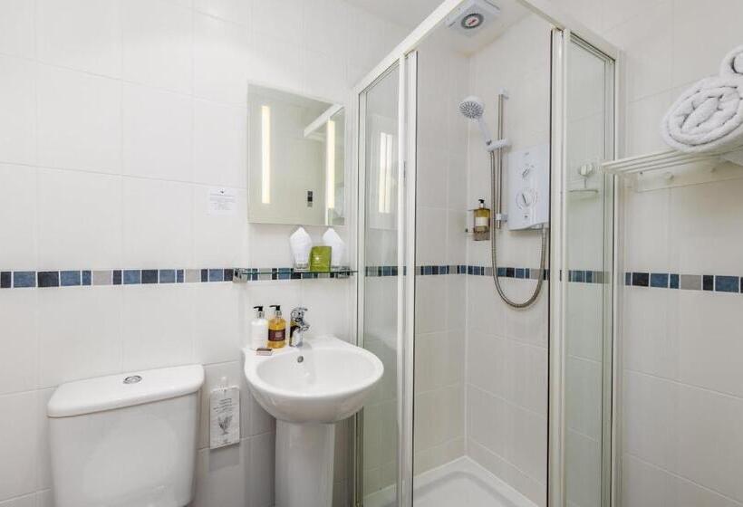 Семейный Номер, 2 Cambridge Villas