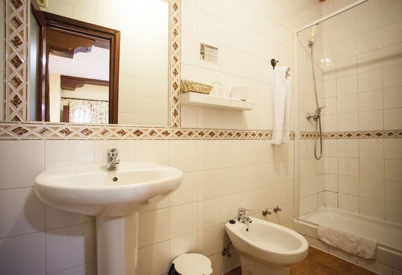 Номер Стандарт, Hostal Castilla