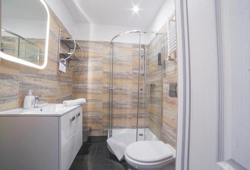 اتاق سوپریور با چشم‌انداز, Residence B&b La Fontaine Apart