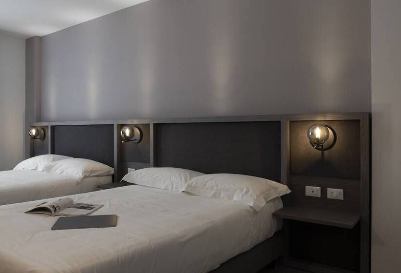Трехместный Номер Deluxe Вид на Море, Resort La Battigia Beach & Spa