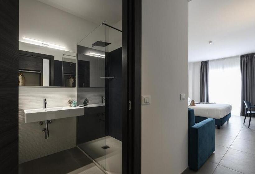 Номер Deluxe Вид на Море, Resort La Battigia Beach & Spa